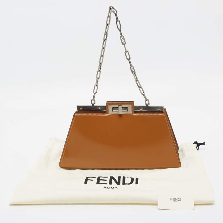 Pre Owned Fendi Green Glossy Leather Medium Peekaboo Cut Bag