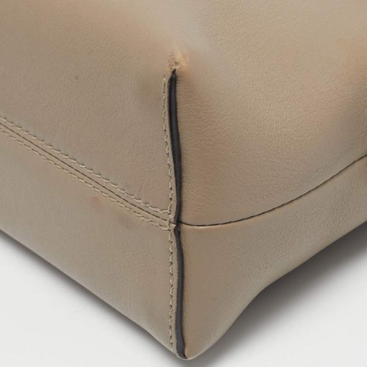 Pre Owned Fendi Beige Leather Mini By The Way Crossbody Bag