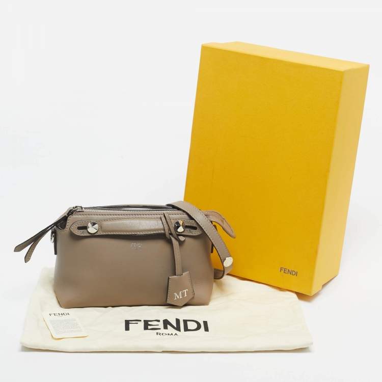 Pre Owned Fendi Beige Leather Mini By The Way Crossbody Bag