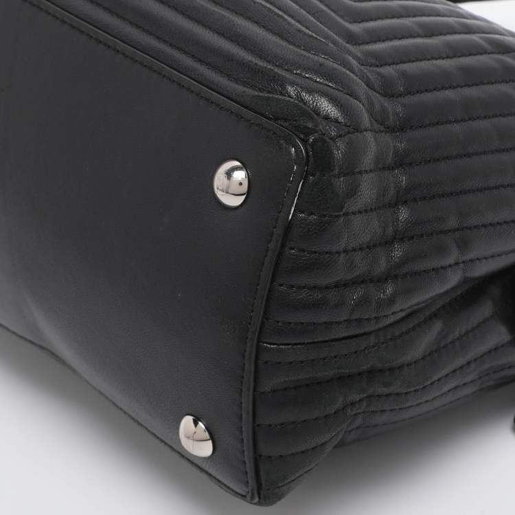Pre Owned Fendi Black Quilted Leather Dotcom Click Shoulder Bag