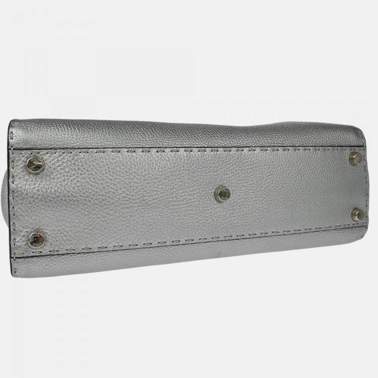 Pre Owned Fendi Silver Leather Peekaboo 2way Handbag