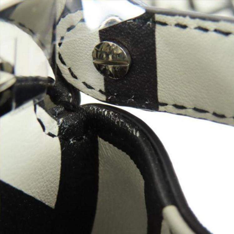 Pre Owned Fendi Peekaboo Black/White Calfskin Handbag