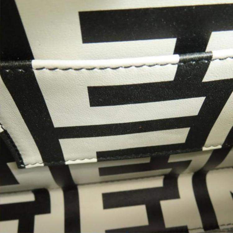 Pre Owned Fendi Peekaboo Black/White Calfskin Handbag