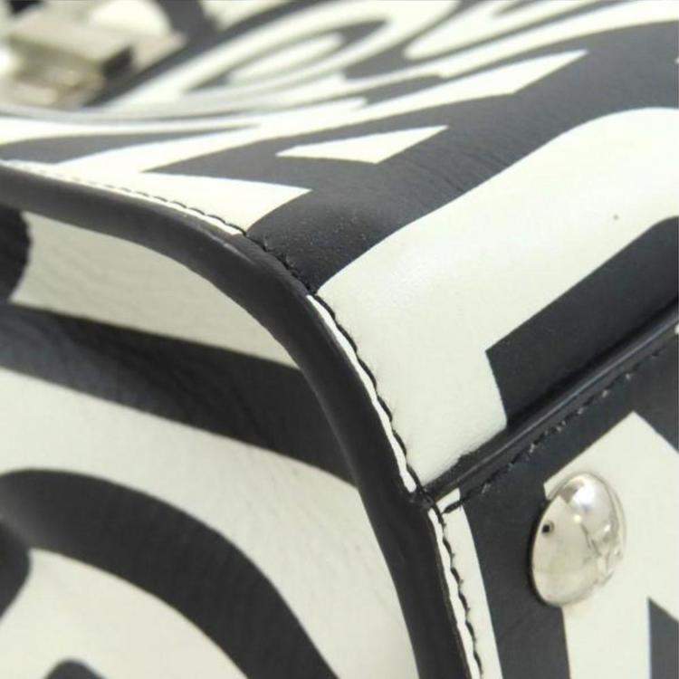 Pre Owned Fendi Peekaboo Black/White Calfskin Handbag