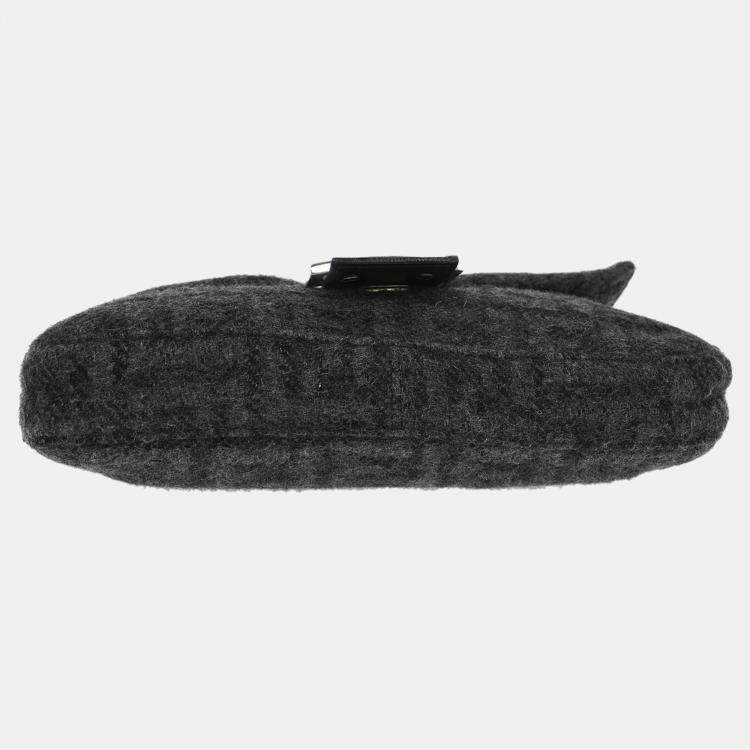 Pre Owned Fendi Gray Wool Zucca Baguette Handbag