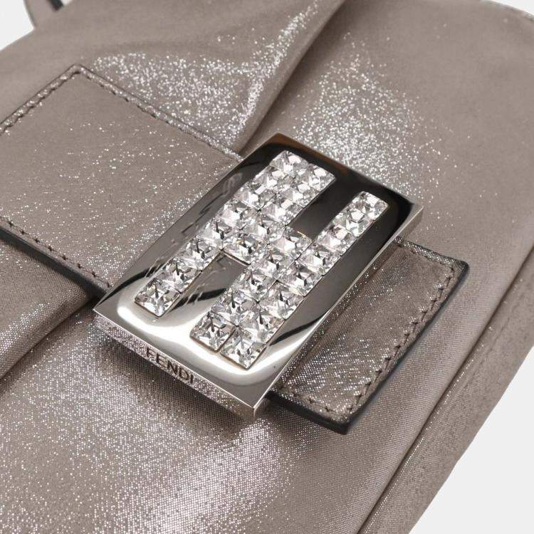 Pre Owned Fendi Metallic Silver Leather Baguette Handbag