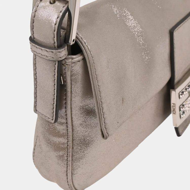 Pre Owned Fendi Metallic Silver Leather Baguette Handbag