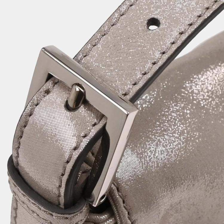 Pre Owned Fendi Metallic Silver Leather Baguette Handbag