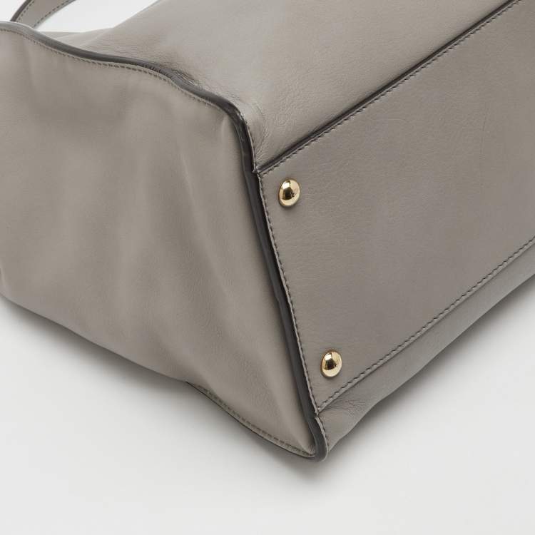 Pre Owned Fendi Grey Leather Large Peekaboo Top Handle Bag