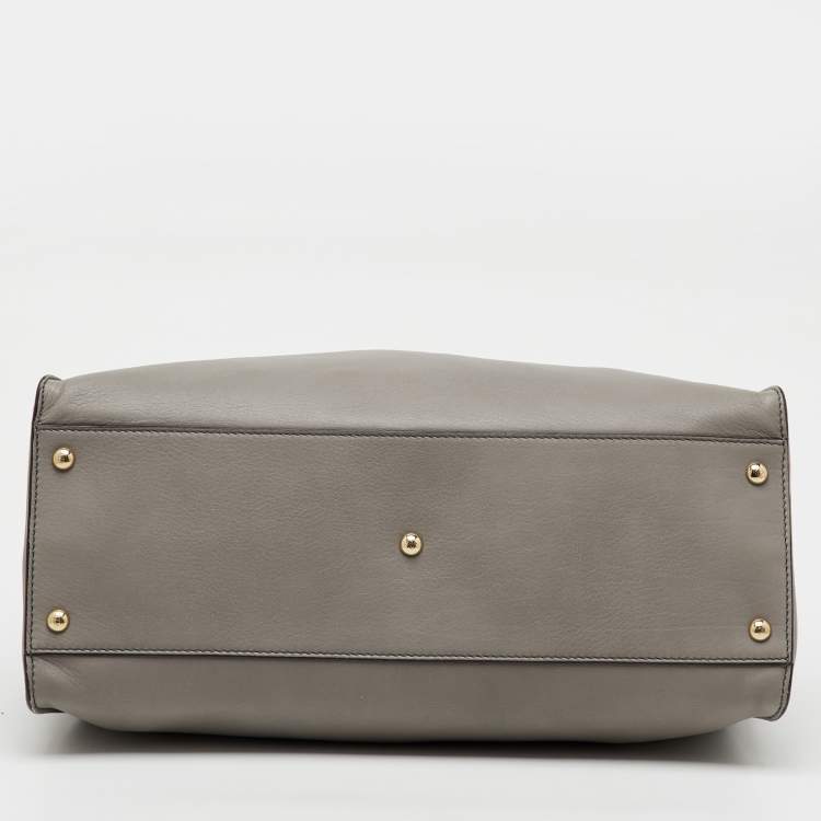 Pre Owned Fendi Grey Leather Large Peekaboo Top Handle Bag