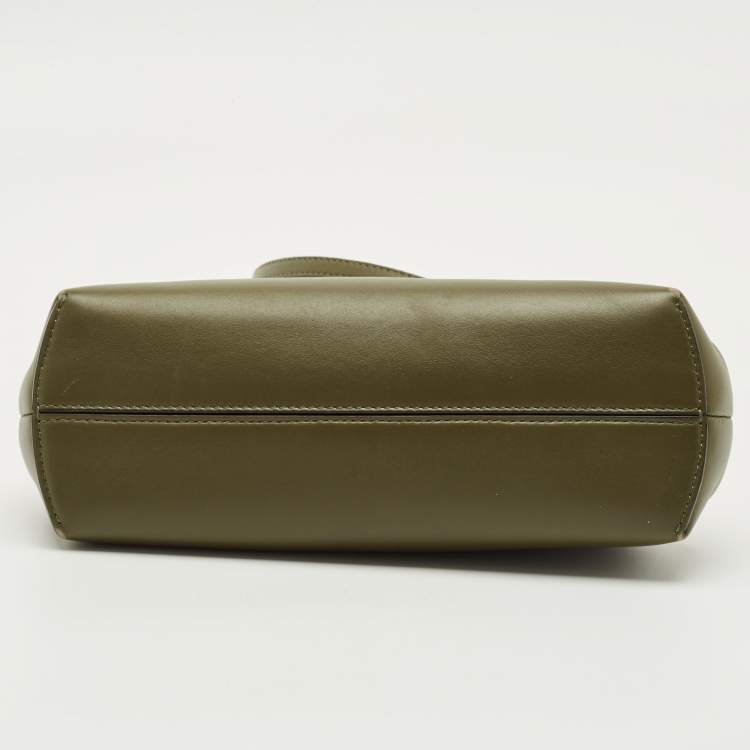 Pre Owned Fendi Olive Green Leather Small Fendi First Clutch Bag