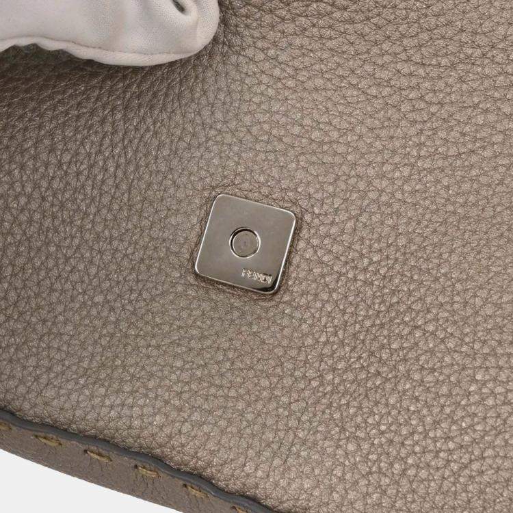 Pre Owned Fendi Gray Leather Stitch Baguette Handbag