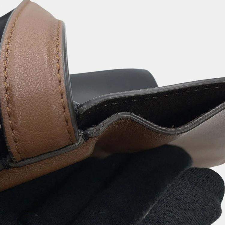 Pre Owned Fendi Flip Medium Tote Brown/Black Leather Size Medium