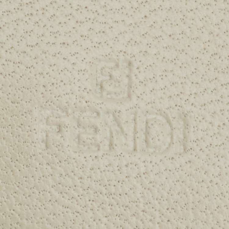 Pre Owned Fendi White Embossed Leather Chain Clutch Bag