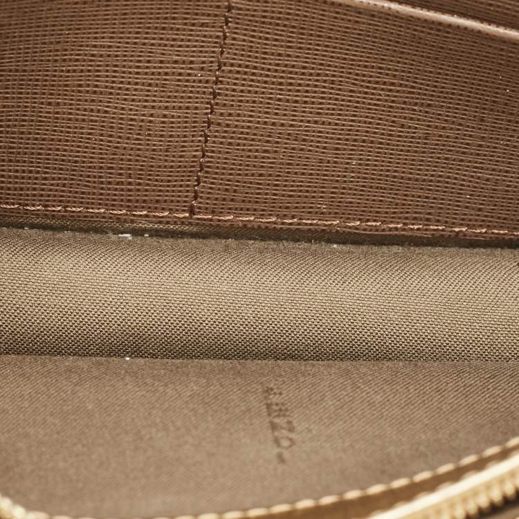 Pre Owned محفظة فندي سلسلة أنبوب جلد سوداء