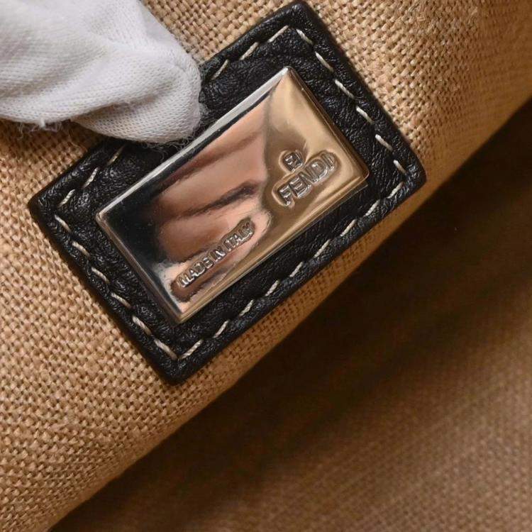 مملوكة مسبقًا Fendi Brown Zucca Duffle Bag