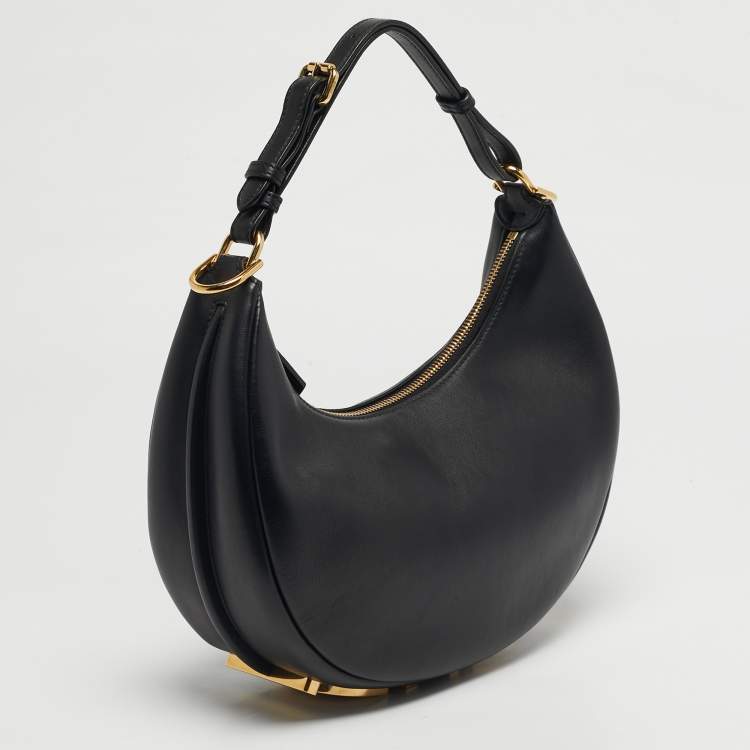 Pre Owned Fendi Black Leather Small Fendigraphy Shoulder Bag