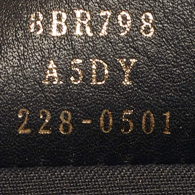 Pre Owned Fendi Black Leather Small Fendigraphy Shoulder Bag