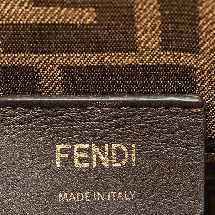 مملوكة مسبقًا Fendi First Small Black Leather Clutch Bag