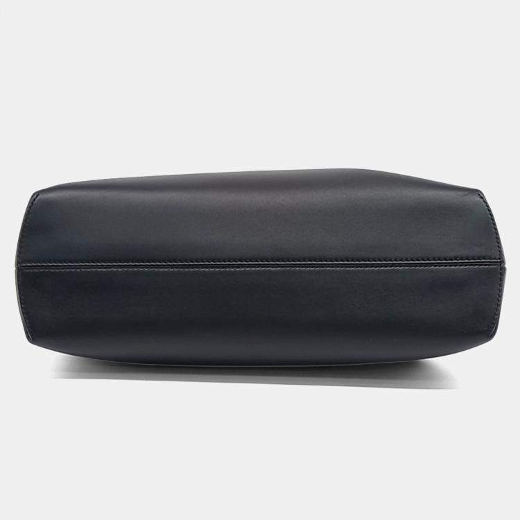 مملوكة مسبقًا Fendi Black Leather First Bag Medium