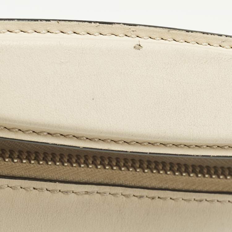 Pre Owned Fendi Dotcom Whipstitched Large Off White/Black Leather Top Handle Bag