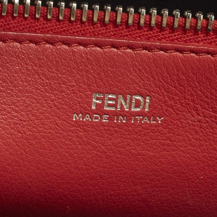 Pre Owned Fendi Dotcom Whipstitched Large Off White/Black Leather Top Handle Bag