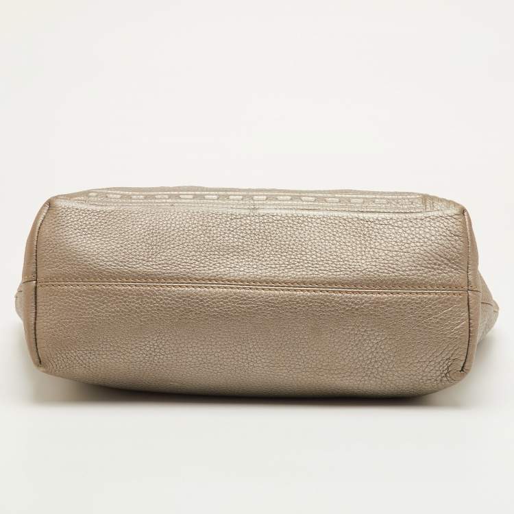 مملوكة مسبقًا Fendi Roll Selleria Metallic Grey Leather Shopper Tote