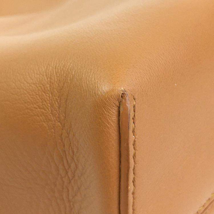 مملوكة مسبقًا Fendi Medium Brown Calfskin First Clutch