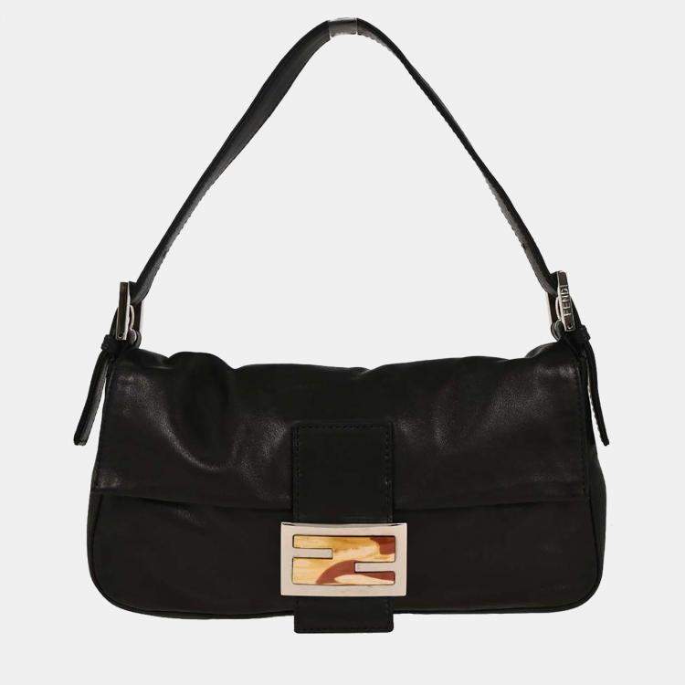 مملوكة مسبقًا Fendi Baguette Black Leather Shoulder Bag