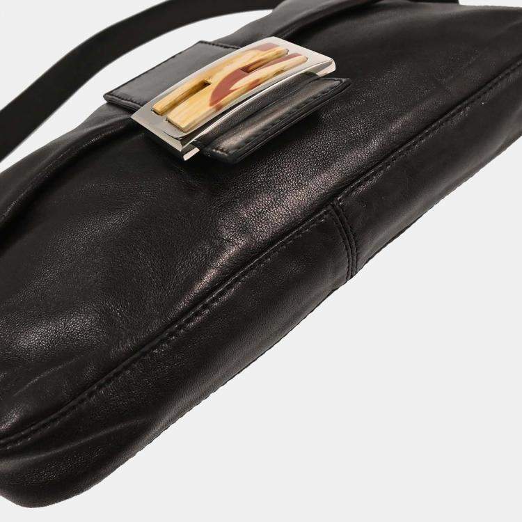 مملوكة مسبقًا Fendi Baguette Black Leather Shoulder Bag