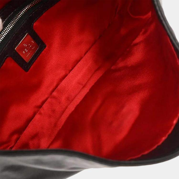 مملوكة مسبقًا Fendi Baguette Black Leather Shoulder Bag