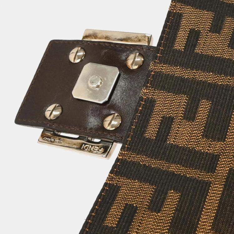 Pre Owned Fendi Baguette Brown Zucca Canvas Shoulder Bag