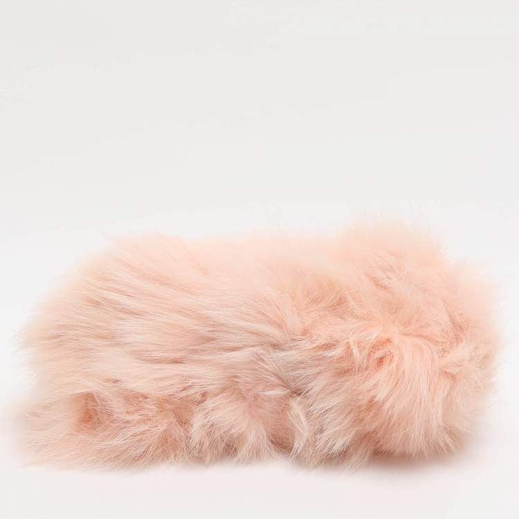 مملوكة مسبقًا Fendi Pink For Fur and Leather Small First Clutch