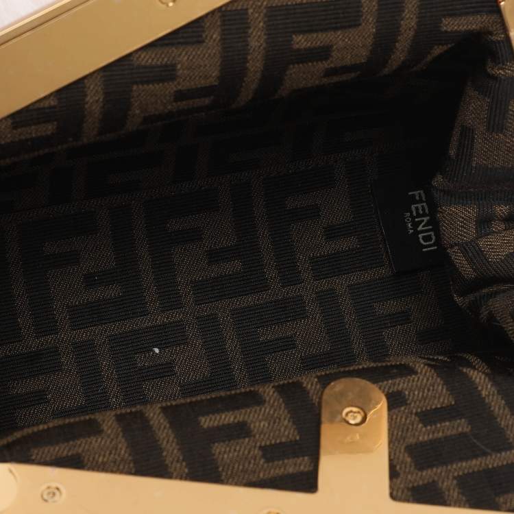 مملوكة مسبقًا Fendi Pink For Fur and Leather Small First Clutch