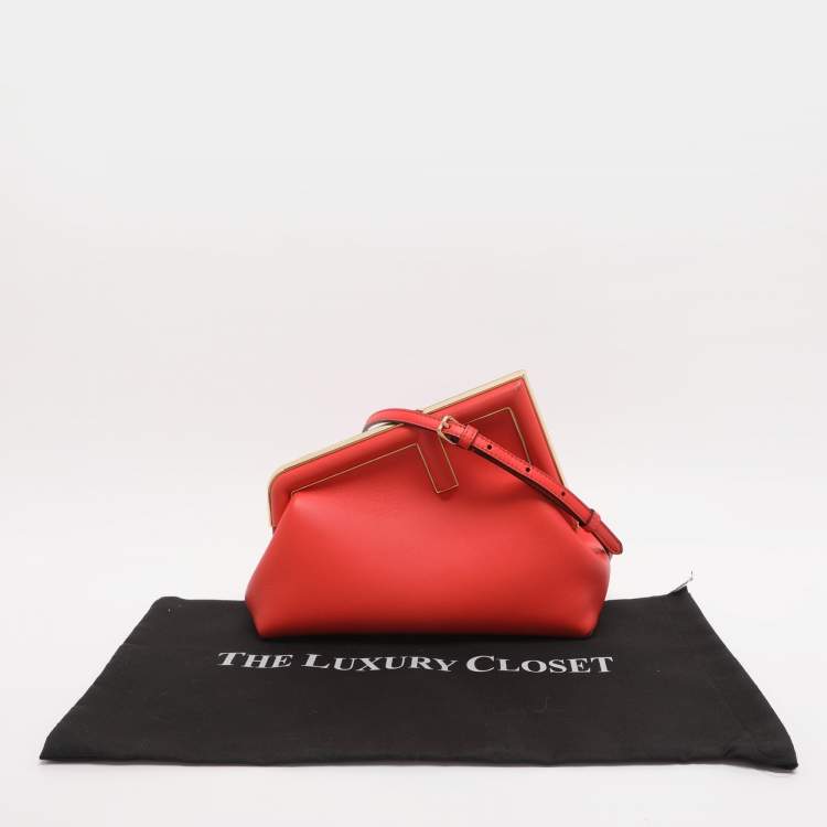 Pre Owned Fendi Fendi First Small Red Leather Clutches
