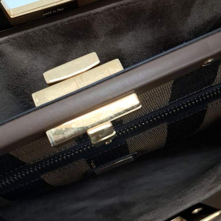 Pre Owned Fendi Brown Leather Peekaboo Medium