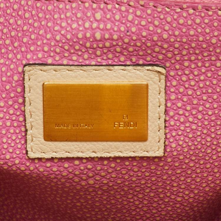 Pre Owned Fendi Peekaboo Large Cream Leather Top Handle Bag