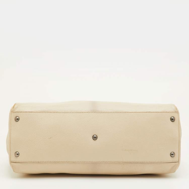 Pre Owned Fendi Peekaboo Large Cream Leather Top Handle Bag