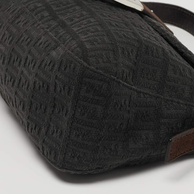 Pre Owned حقيبة باغيت فيندي قماش أبيض / أصفر وزخرفة جلد ثعبان عتيقة