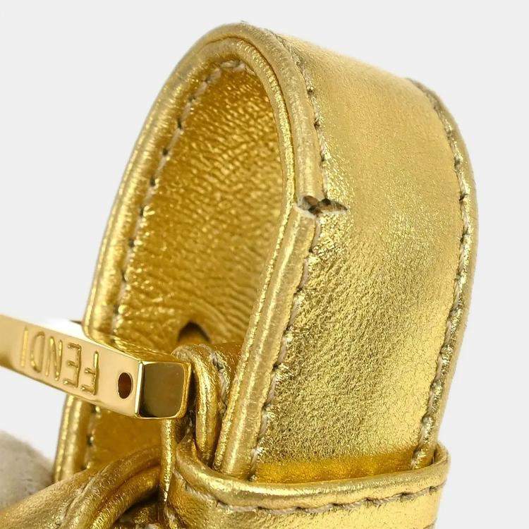 Pre Owned Fendi Gold Lambskin Mamma Baguette Handbag