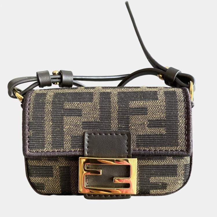 مملوكة مسبقًا Fendi Mini baguette shoulder bag monogram with charm