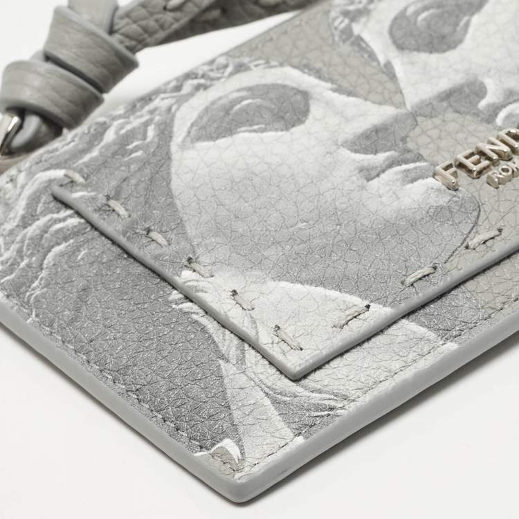 Pre Owned Fendi Head Of A Goddess Print Grey Selleria Leather Zip Card Case
