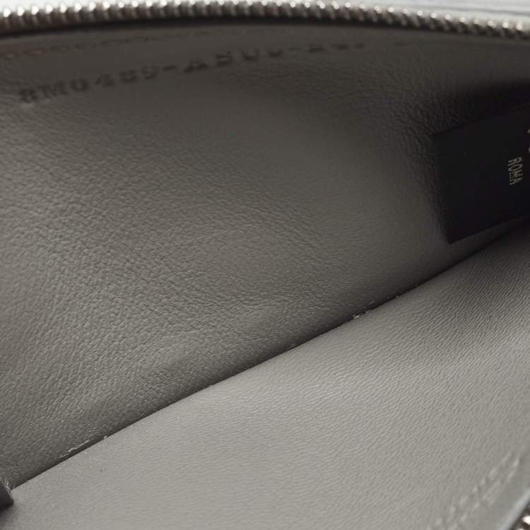 Pre Owned Fendi Head Of A Goddess Print Grey Selleria Leather Zip Card Case