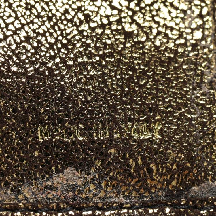 مملوكة مسبقًا محفظة فندي باغيت قماش بلون ذهبي وجلد طية ثنائية