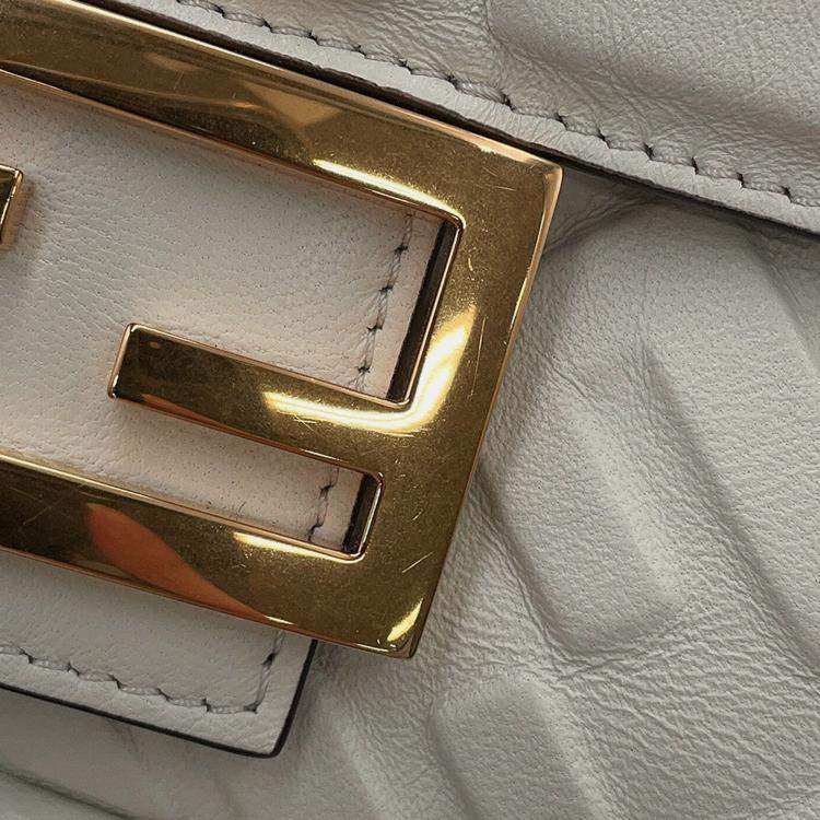 Pre Owned Fendi Baguette White Leather
