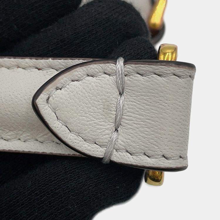 Pre Owned Fendi Baguette White Leather