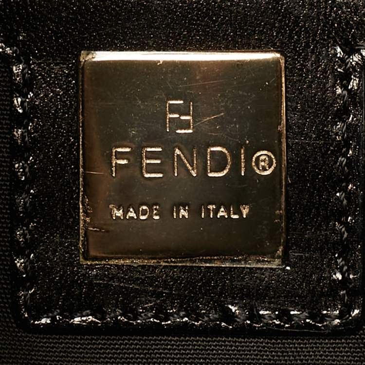مملوكة مسبقًا Fendi Baguette Black Beaded and Leather Flap Bag