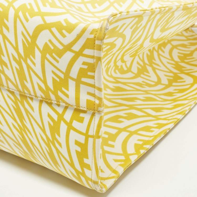 Pre Owned Fendi Mania Large Yellow/White FF Vertigo Coated Canvas Tote