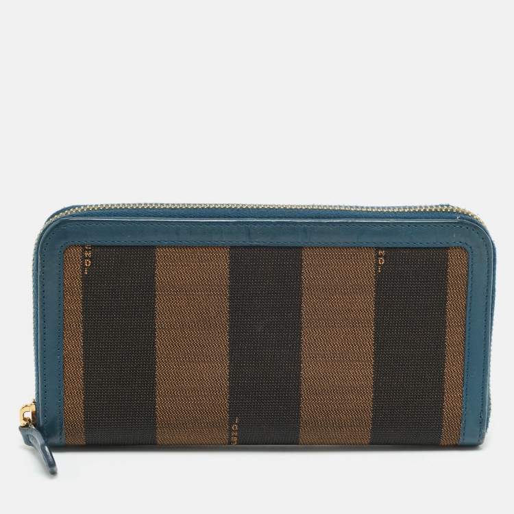 مملوكة مسبقًا Fendi Blue/Tobacco Pequin Canvas Zip Around Wallet