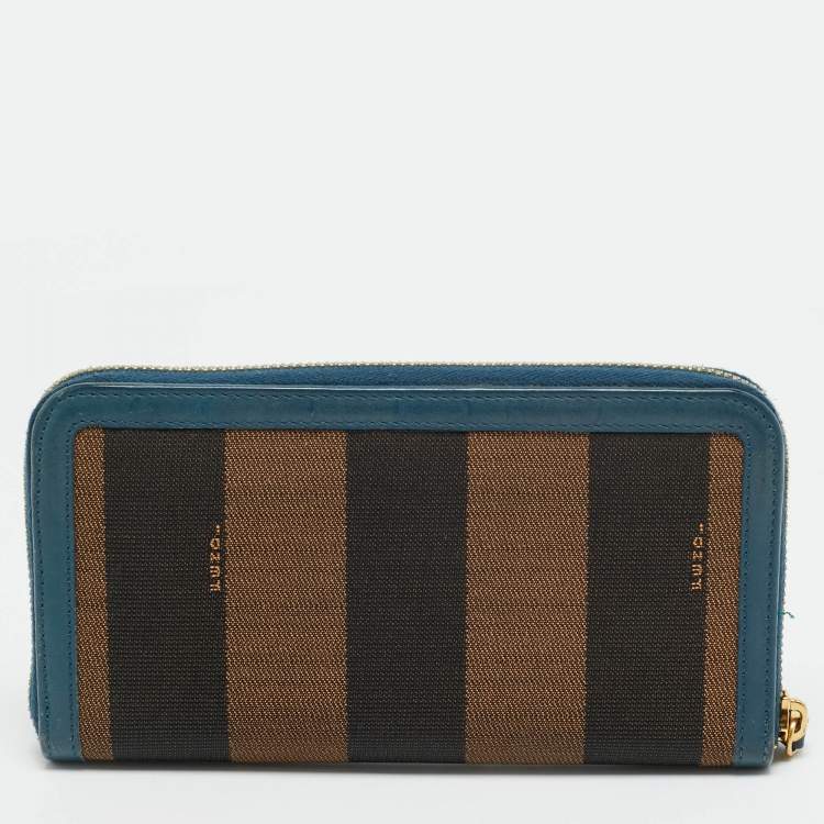 مملوكة مسبقًا Fendi Blue/Tobacco Pequin Canvas Zip Around Wallet